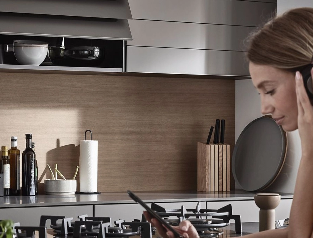 קריסטל מט 2800X1300X19ממ 2109L טיטניום