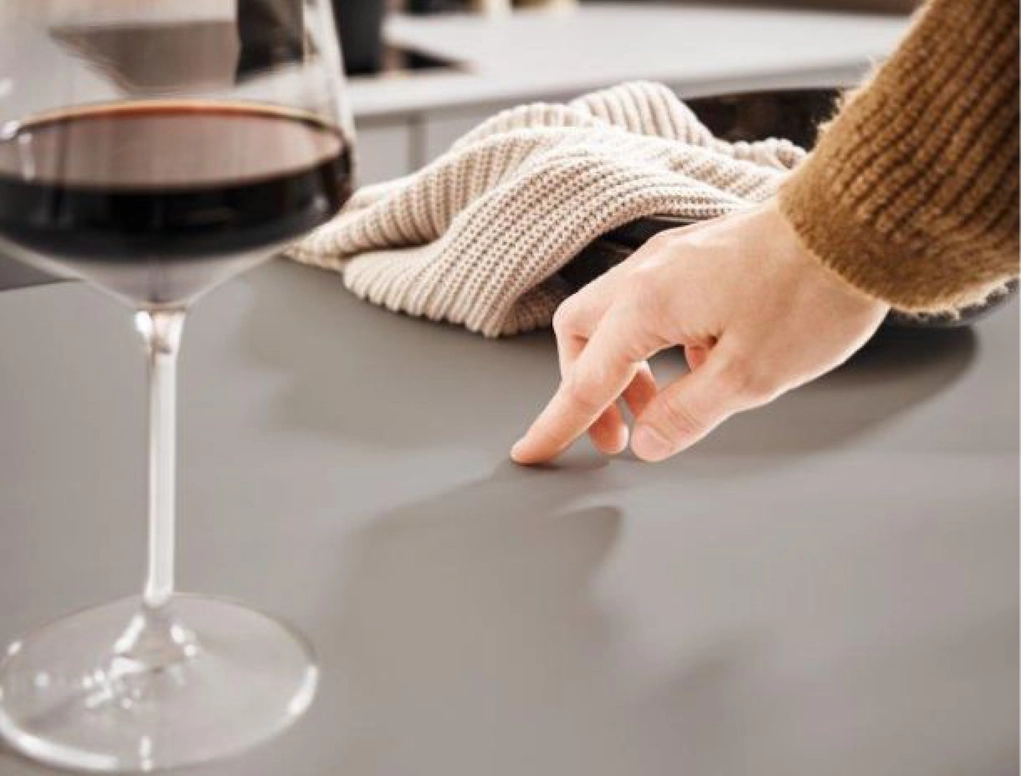 פורמייקה נאנו TRENCH COAT