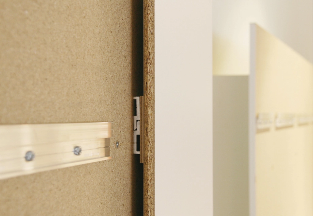 פרופיל מסגרת 2000X30 EILOXממ תואם פרופיל תליה H783530