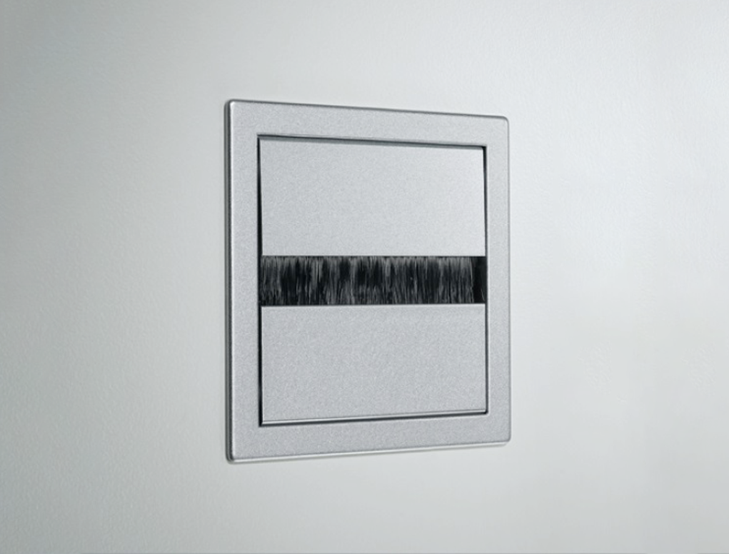 מעבר כבל 80X80ממ גימור אלומיניום