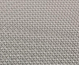 שטיח גומי 530ממ יהלום אפור בהיר (המחיר למטר בגליל 20 מטר)