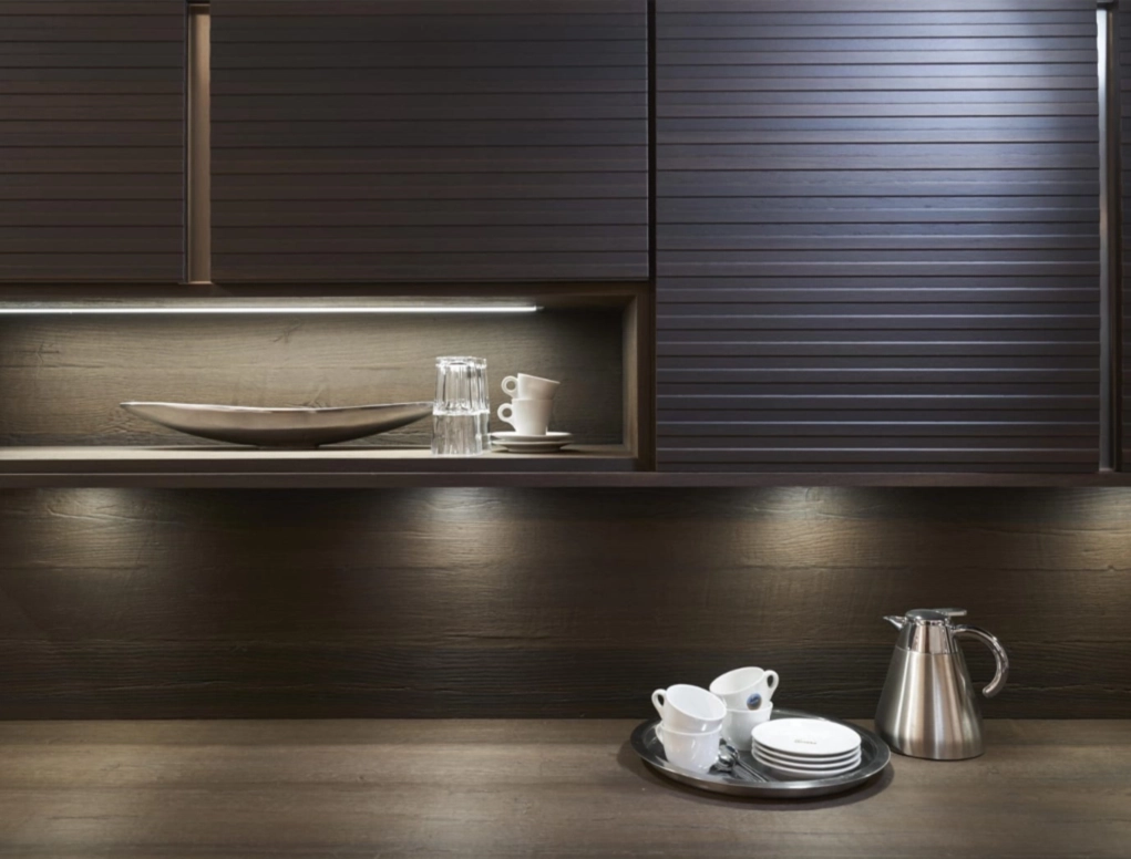 לוח סיבית הטבעה צורנית LINEAR TRAPEZ