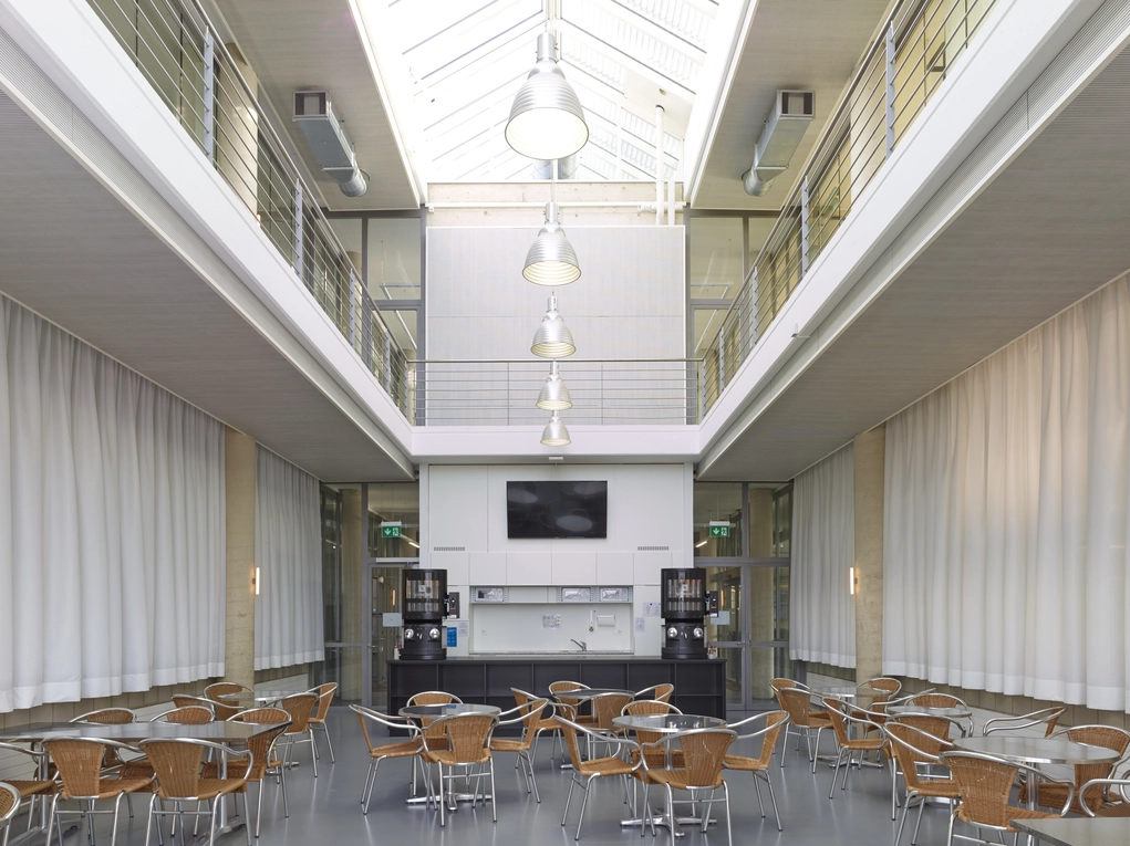 חיפוי קיר אקוסטי קריאטיב לבן K101OW